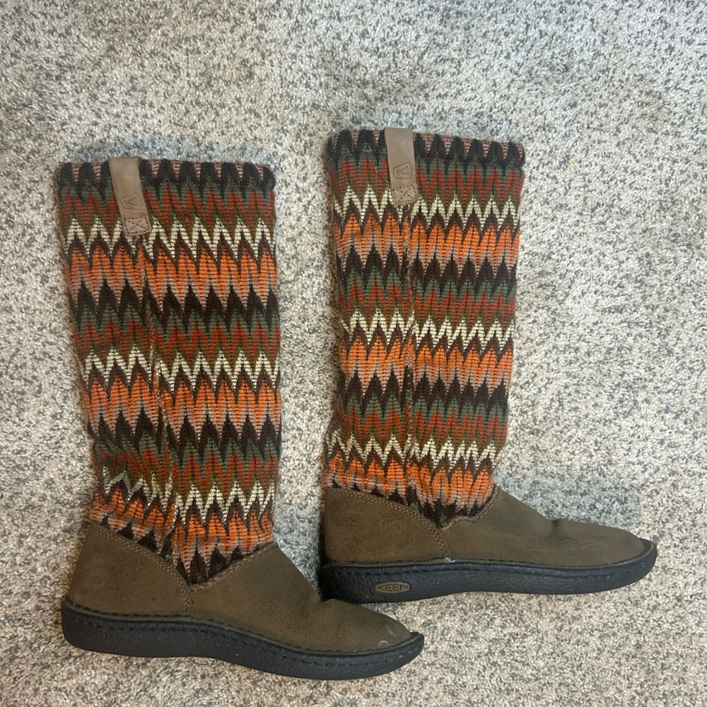 Keen Chevron Knit Winter Boots - Brown, Orange, Green